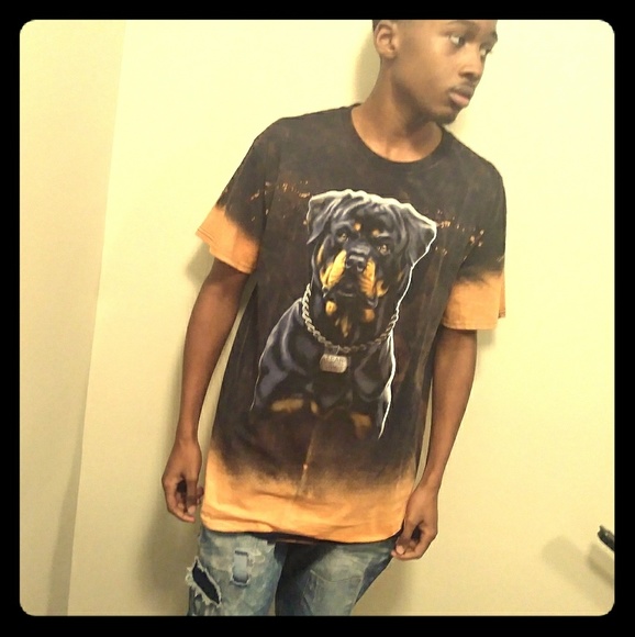 Custom-made tees - Picture 1 of 6